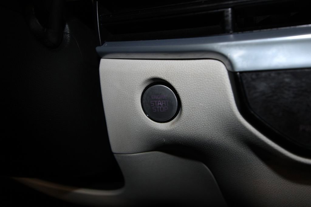 Used 2025 Kia Sorento SX image 13