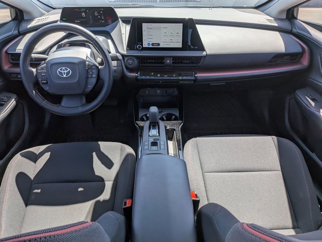 Used 2024 Toyota Prius Prime SE image 15