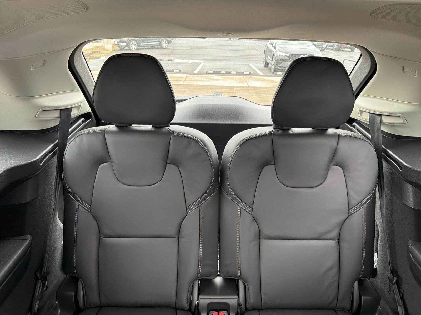 New 2026 Volvo XC90 T8 Ultra w/ Protection Package image 24