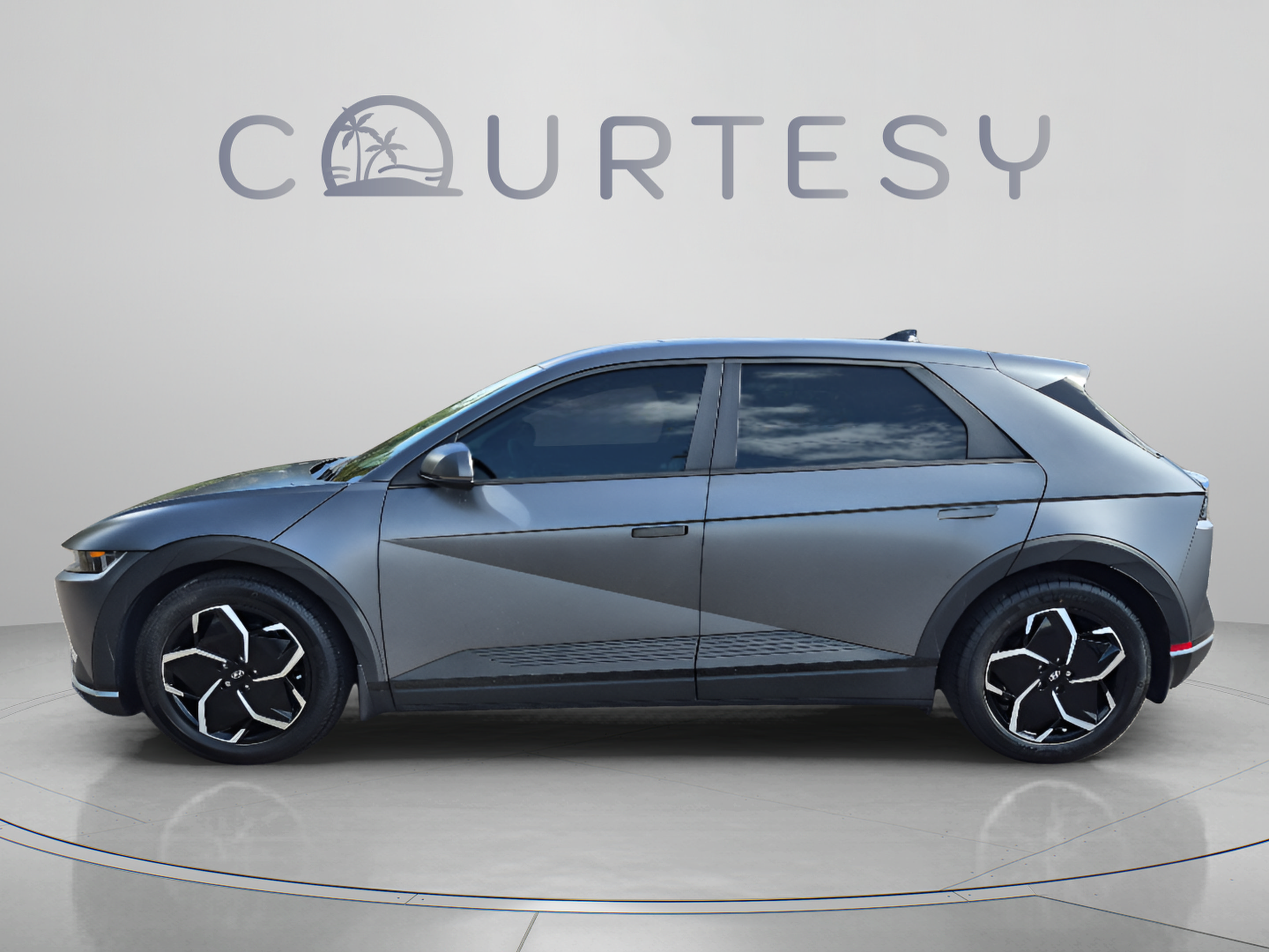 Certified 2023 Hyundai Ioniq 5 SEL RWD image 2