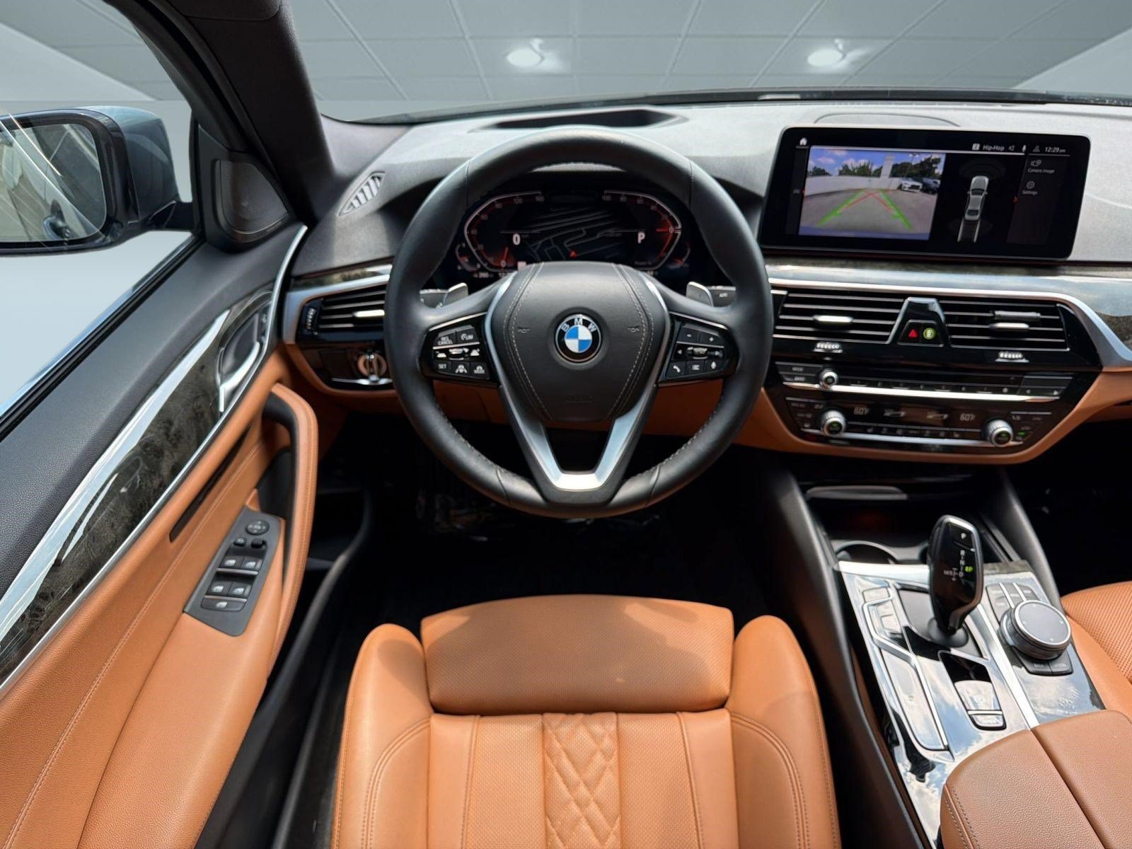 Used 2023 BMW 540i w/ Premium Package RWD image 29