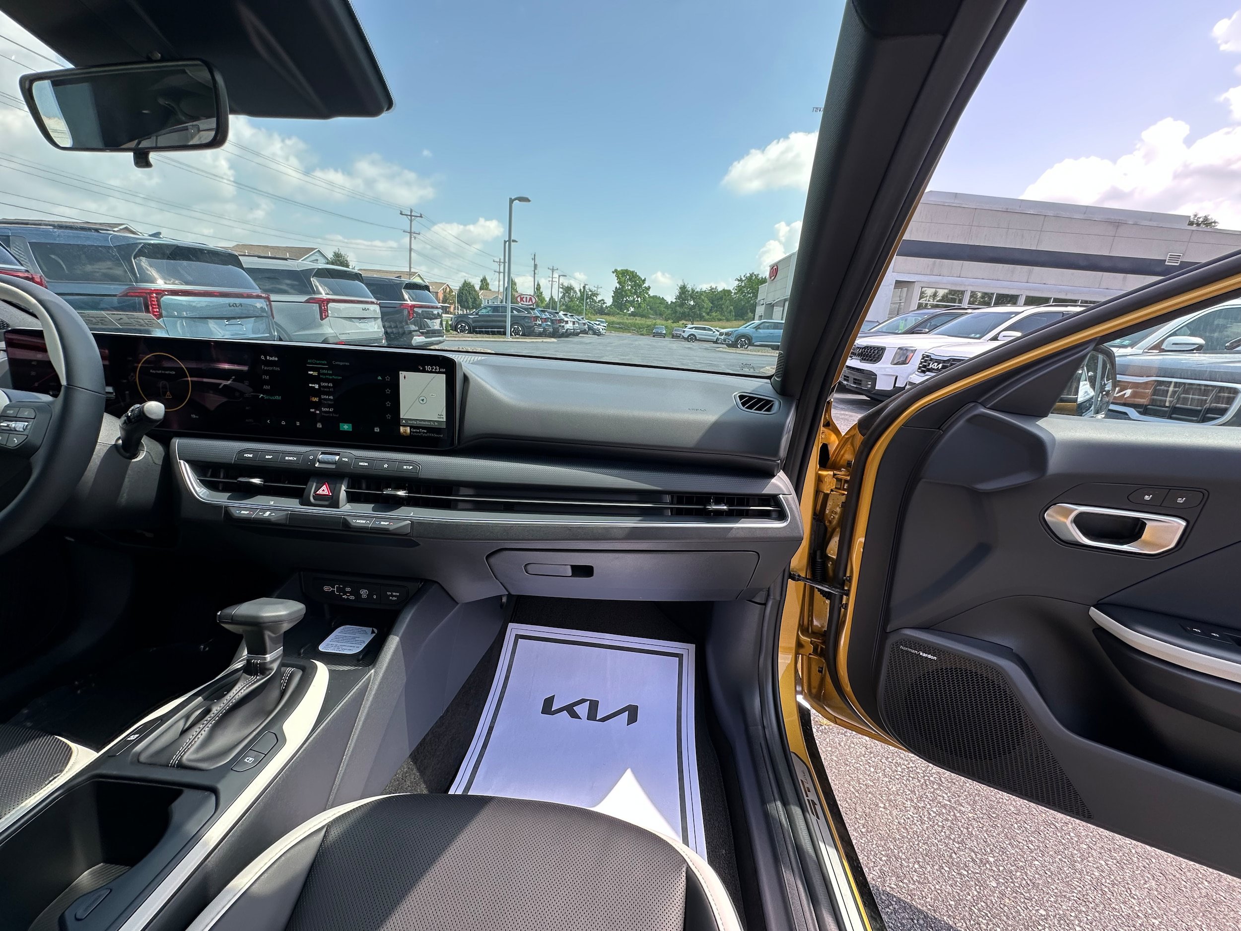 New 2026 Kia K4 GT-Line w/ GT-Line Premium Package FWD image 19