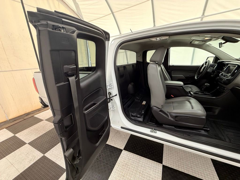 Used 2018 Chevrolet Colorado W/T image 19