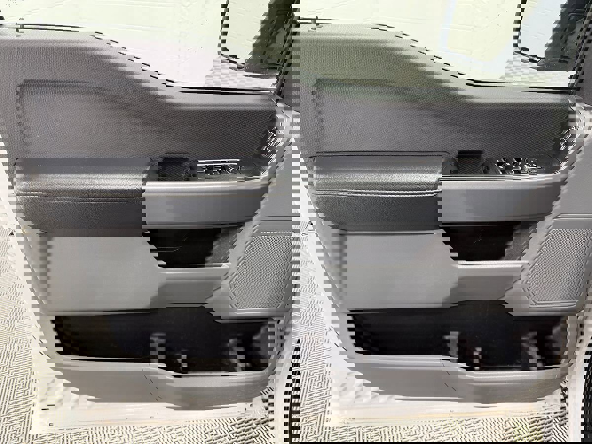 Used 2022 Ford F150 XLT w/ Trailer Tow Package image 9