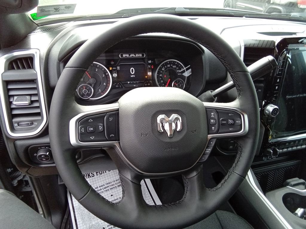 New 2026 RAM 2500 Big Horn AWD/4WD image 16