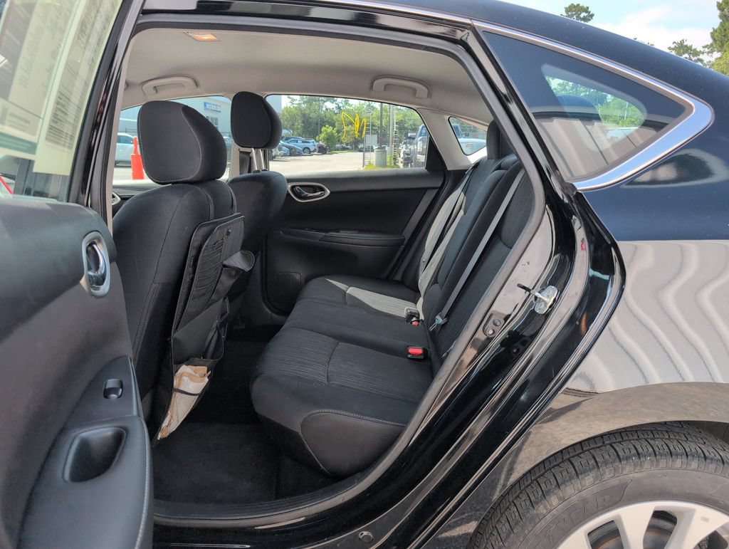 Used 2019 Nissan Sentra SV FWD image 11