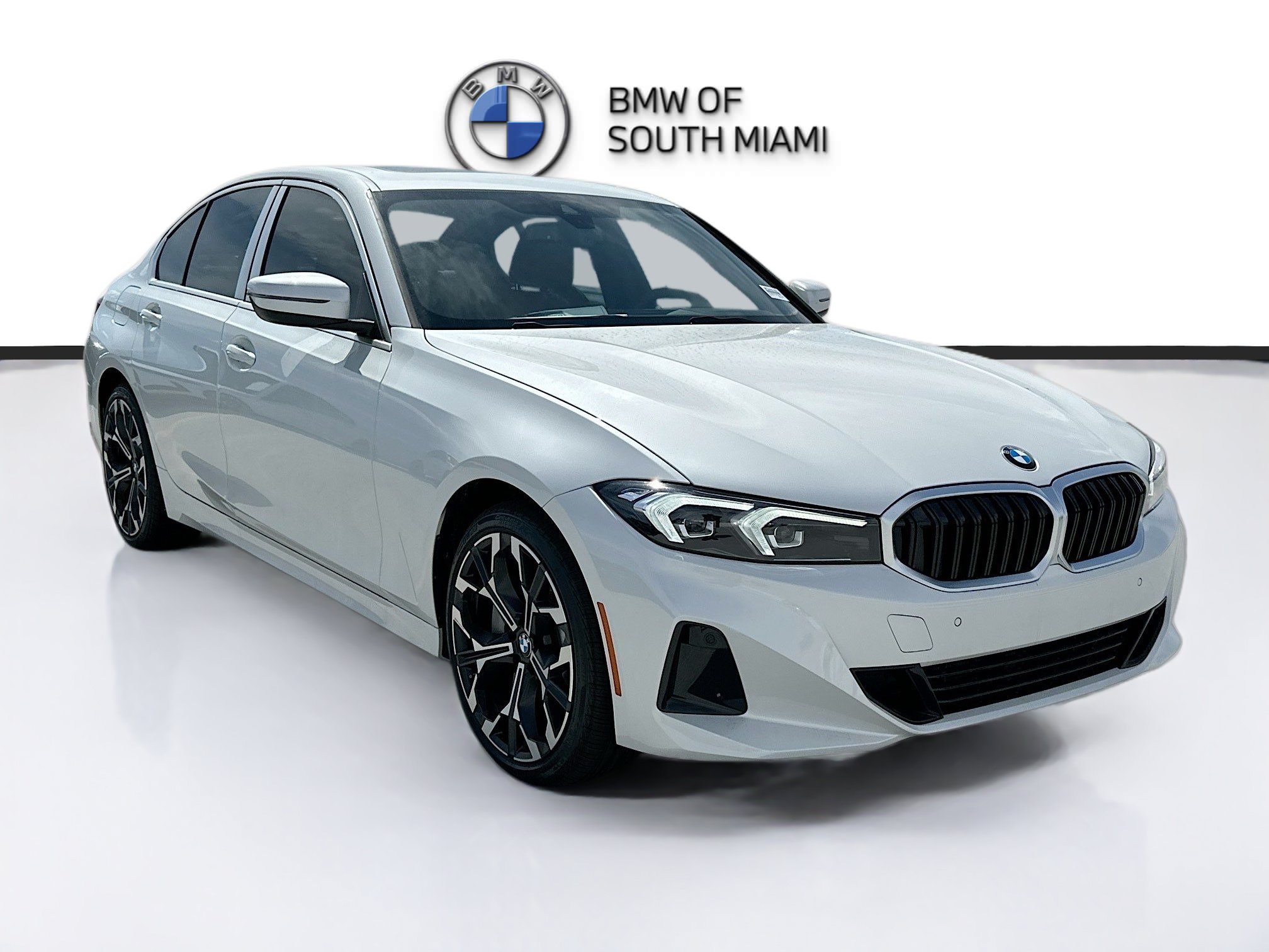 Used 2025 BMW 330i Sedan w/ Premium Package RWD image 1