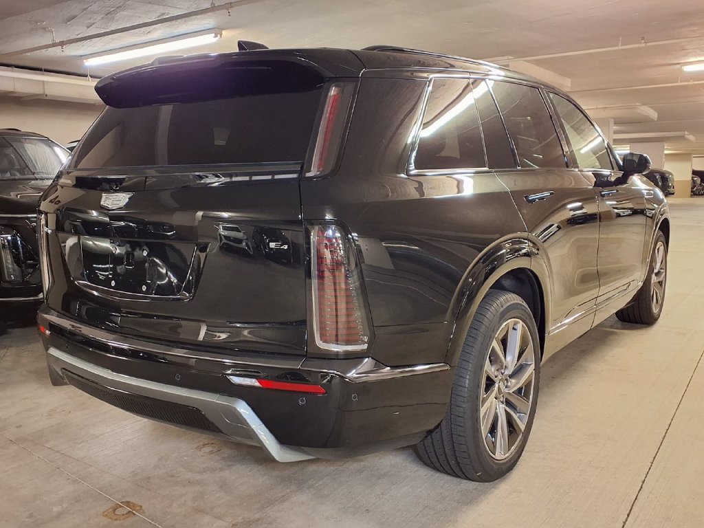 New 2027 Cadillac Vistiq Sport AWD/4WD image 8