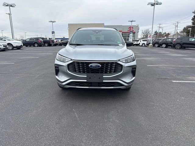 Used 2024 Ford Escape ST-Line image 5
