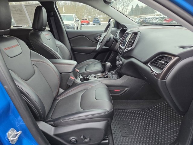 Used 2022 Jeep Cherokee Trailhawk w/ Premium Leather Package image 24