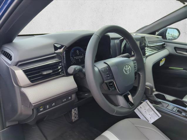 Used 2026 Toyota Camry SE FWD image 15
