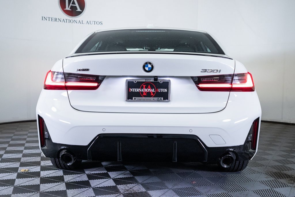 New 2026 BMW 330i xDrive Sedan w/ M Sport Package image 5