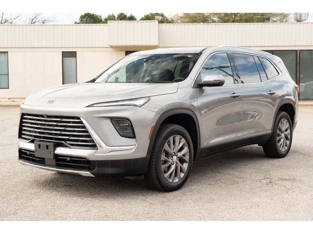 Certified 2025 Buick Enclave Preferred image 3