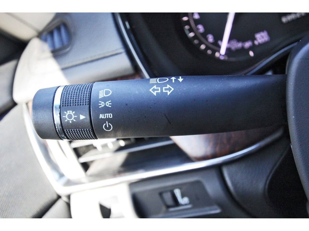 Used 2019 Cadillac CTS Luxury image 17