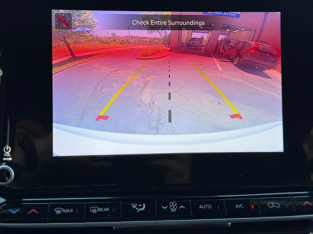 Used 2022 Jeep Wagoneer Series II AWD/4WD image 22