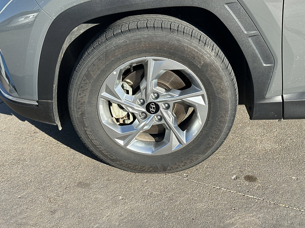 Certified 2024 Hyundai Tucson SE image 3