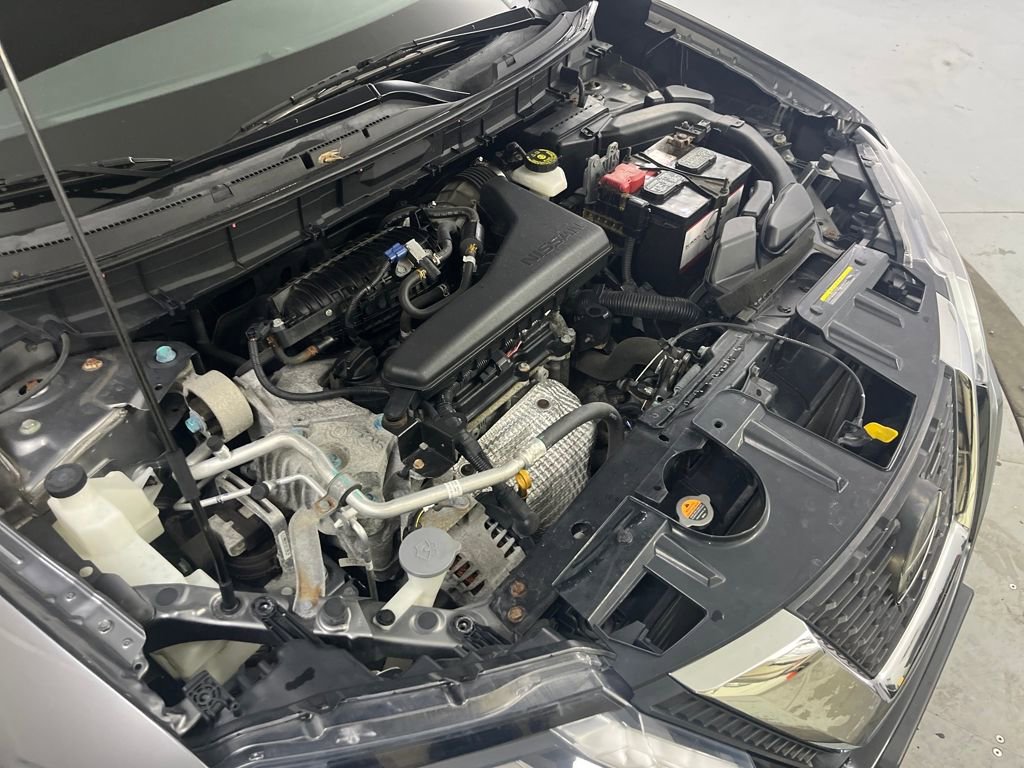 Used 2019 Nissan Rogue S image 11