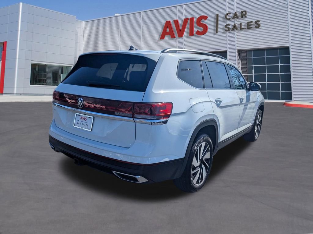 Used 2025 Volkswagen Atlas SE image 6