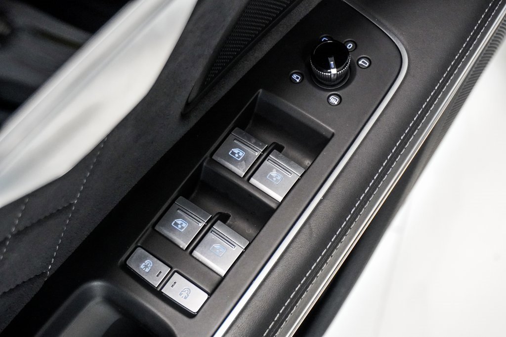 Used 2023 Audi S8 image 43