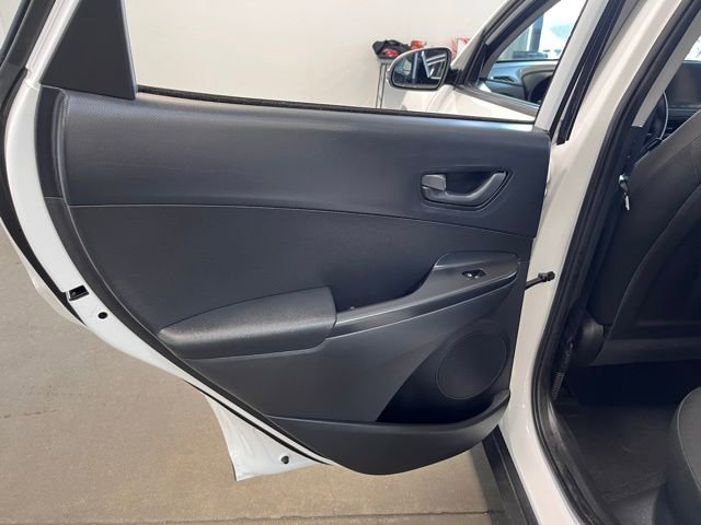 Used 2023 Hyundai Kona SE FWD image 19