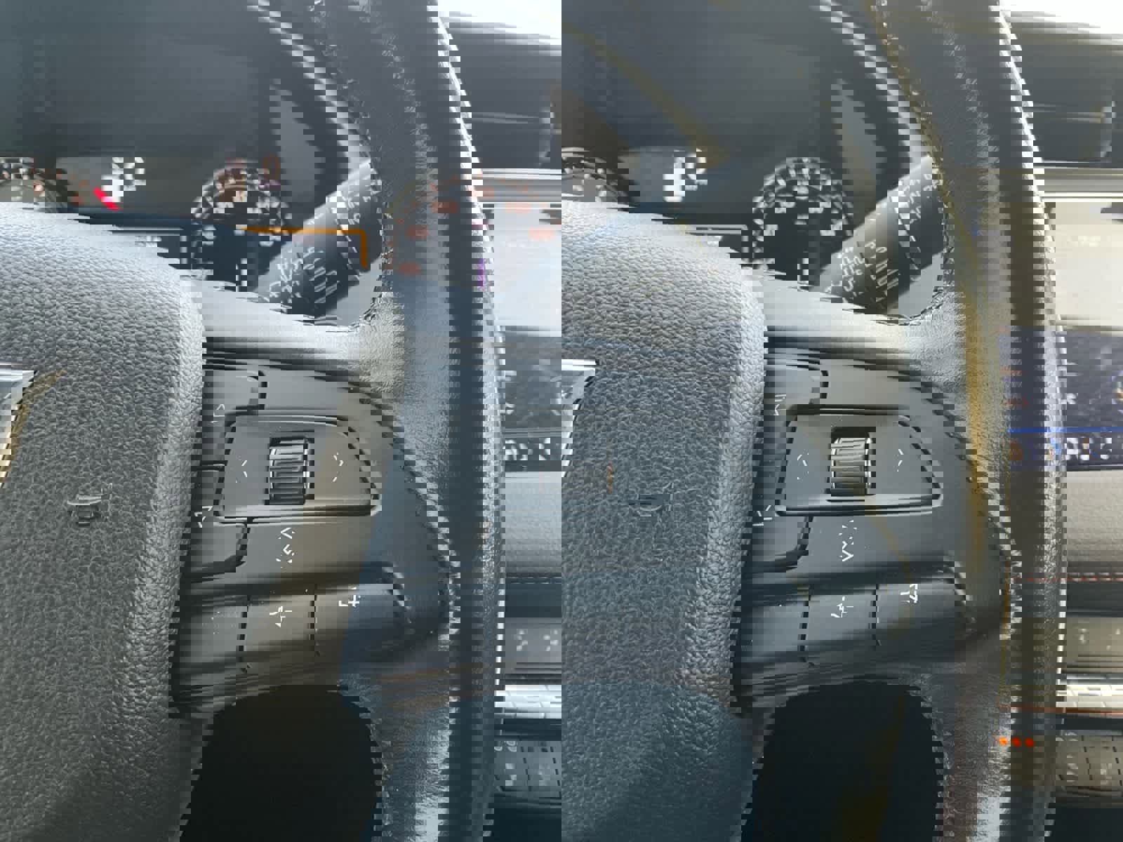 Used 2019 Cadillac XT4 Premium Luxury image 22