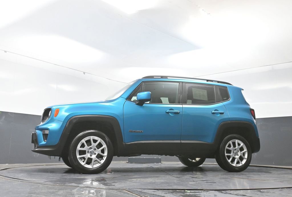 Used 2020 Jeep Renegade Latitude w/ Cold Weather Group AWD/4WD image 53