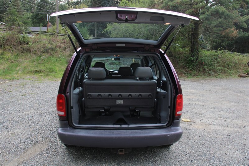 Used 1999 Dodge Caravan image 15