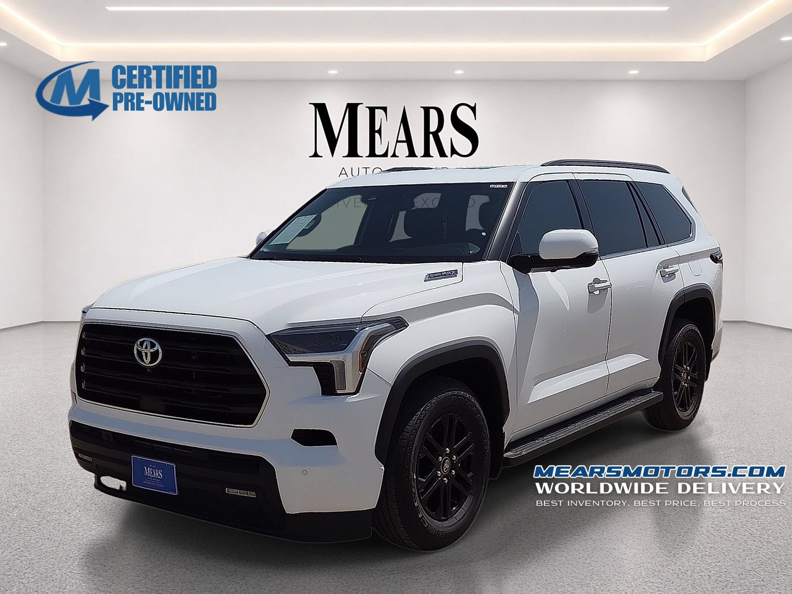 Used 2026 Toyota Sequoia SR5 AWD/4WD image 1