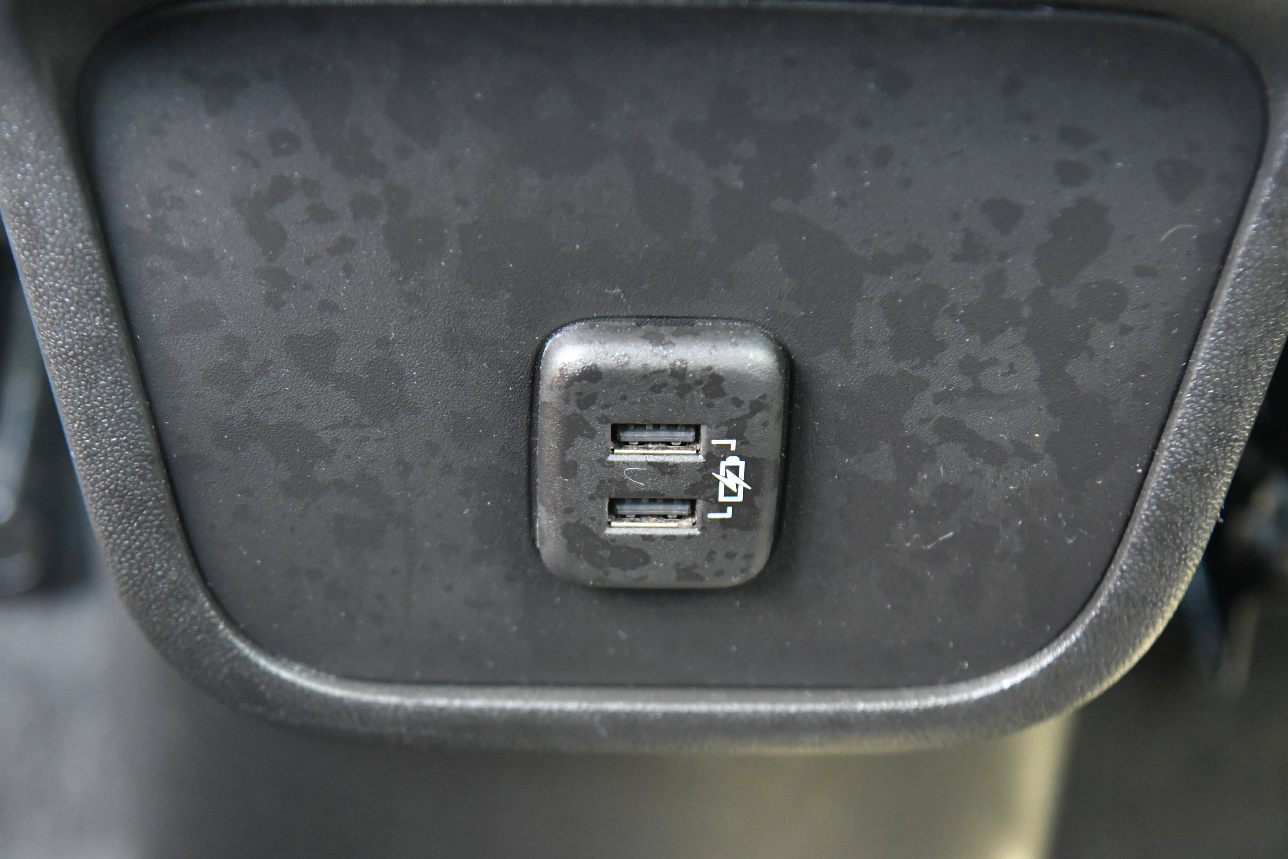 Used 2024 GMC Terrain SLE FWD image 34
