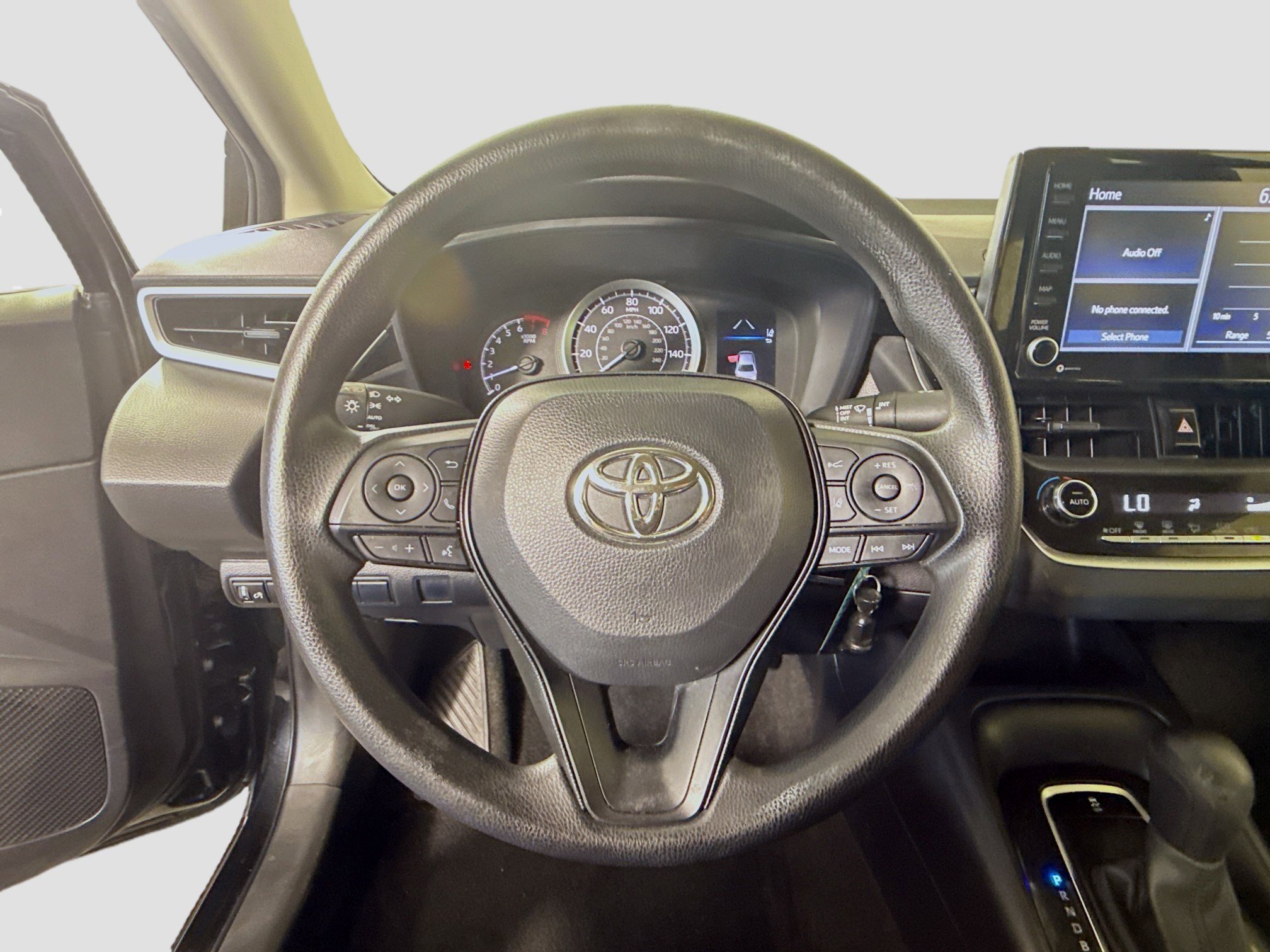 Used 2022 Toyota Corolla LE FWD image 13