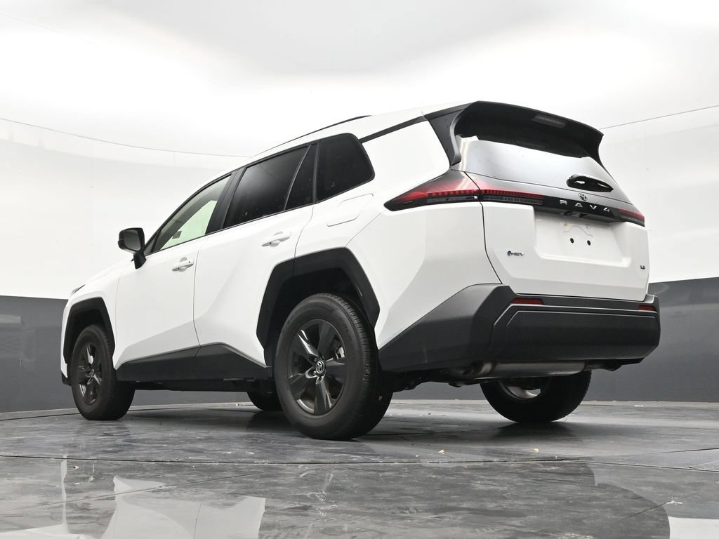 Used 2026 Toyota RAV4 LE FWD image 22