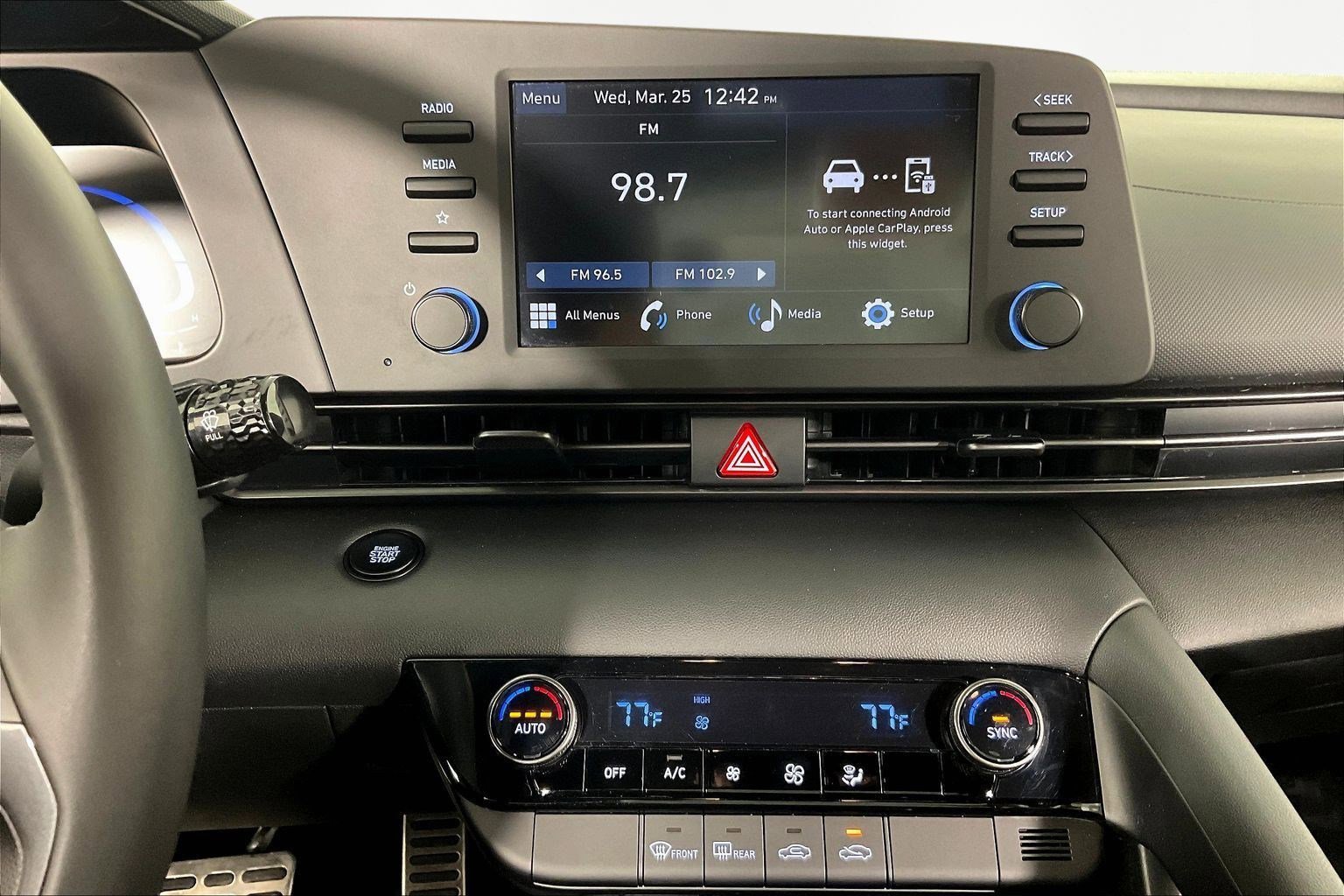 Certified 2025 Hyundai Elantra Sport image 9