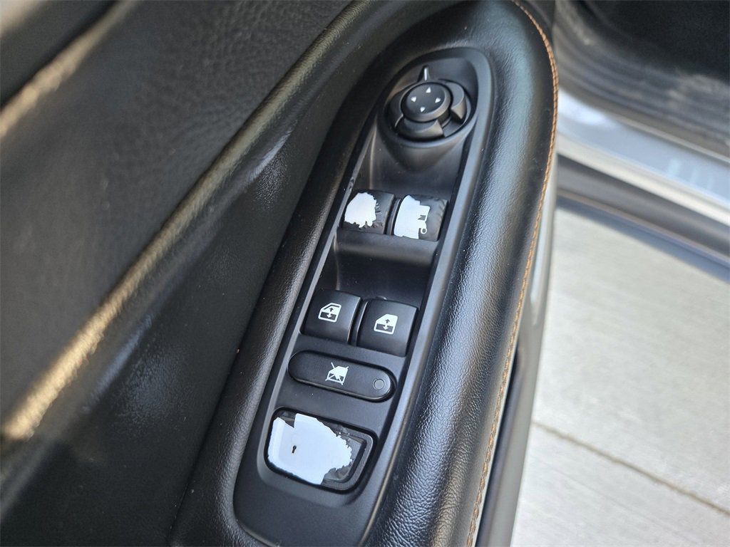 Used 2020 Jeep Compass Limited image 32