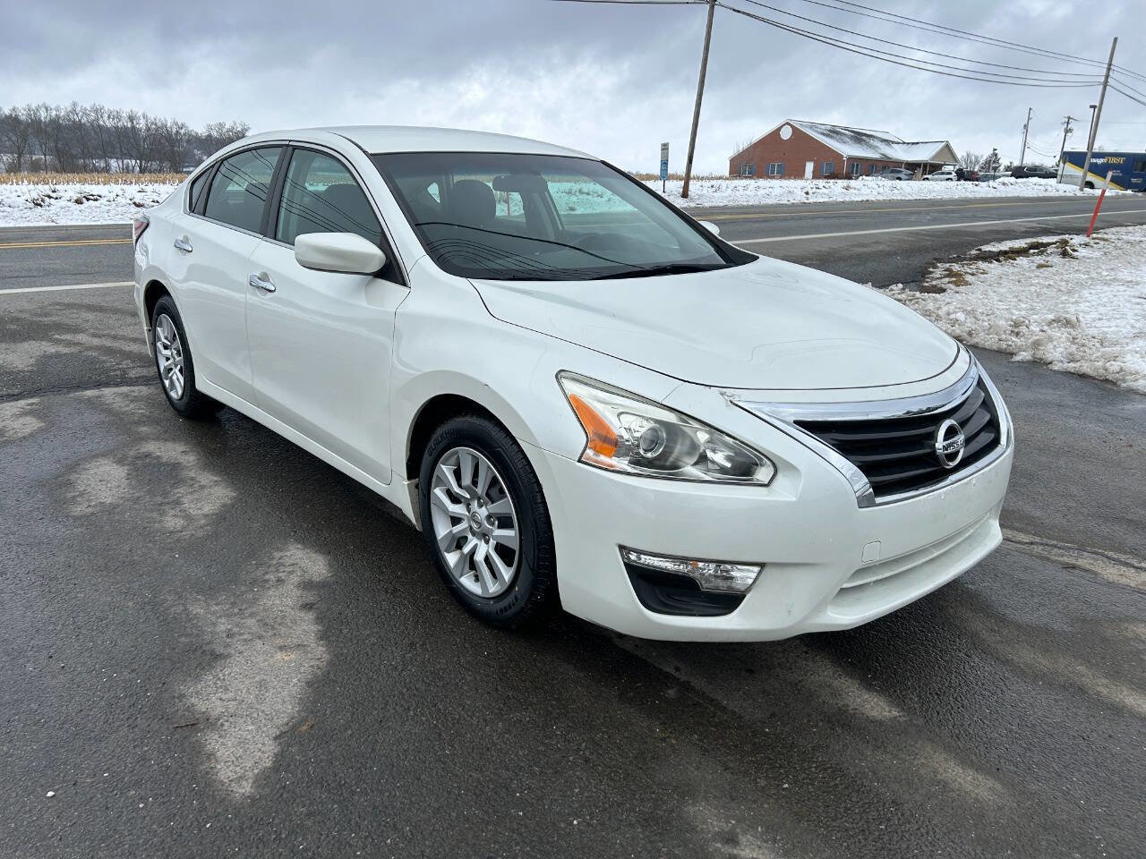 Used 2014 Nissan Altima 2.5 S image 3