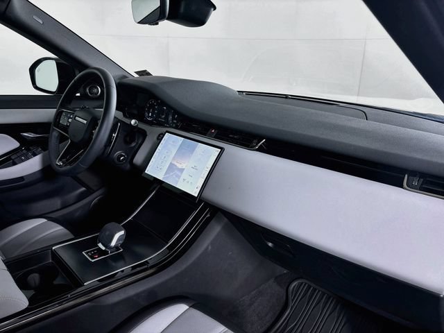 Used 2026 Land Rover Range Rover Evoque Dynamic SE AWD/4WD image 29