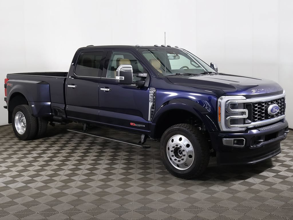 Used 2023 Ford F450 Platinum w/ FX4 Off-Road Package AWD/4WD image 2