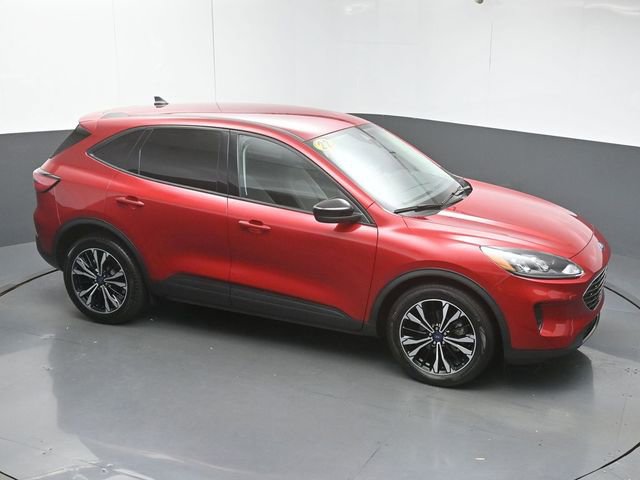 Used 2022 Ford Escape SE w/ SE Sport Appearance Package FWD image 39