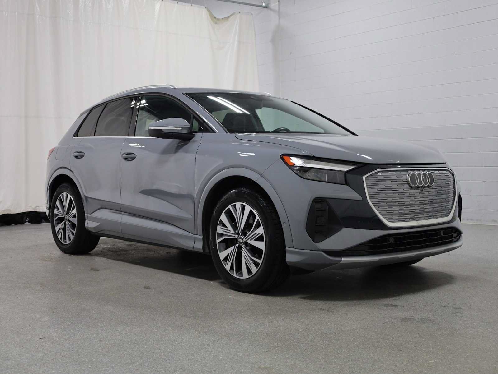 Used 2023 Audi Q4 e-tron Premium Plus w/ Premium Plus RWD image 13