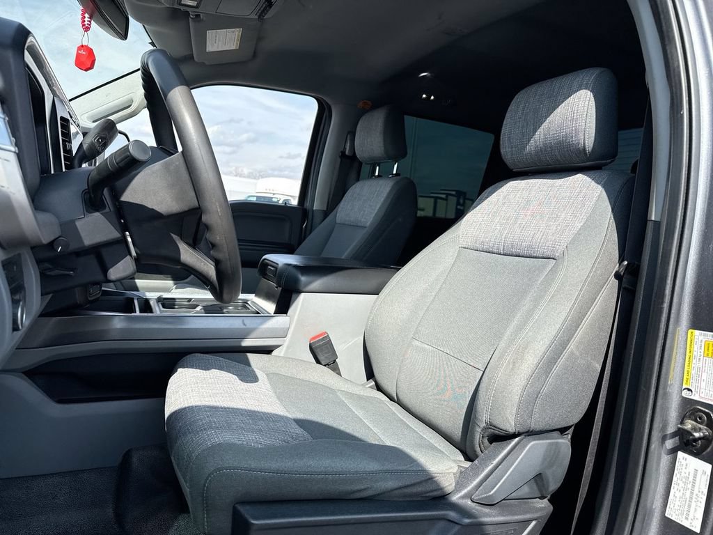 Used 2023 Ford F250 XLT w/ XLT Premium Package AWD/4WD image 11