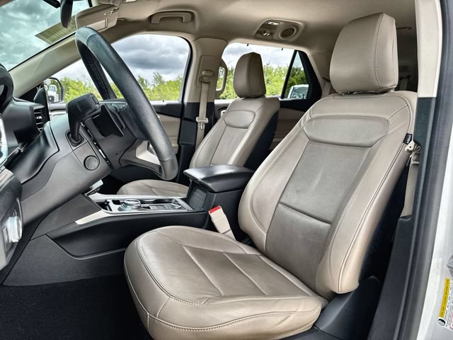 Used 2020 Ford Explorer Limited AWD/4WD image 11