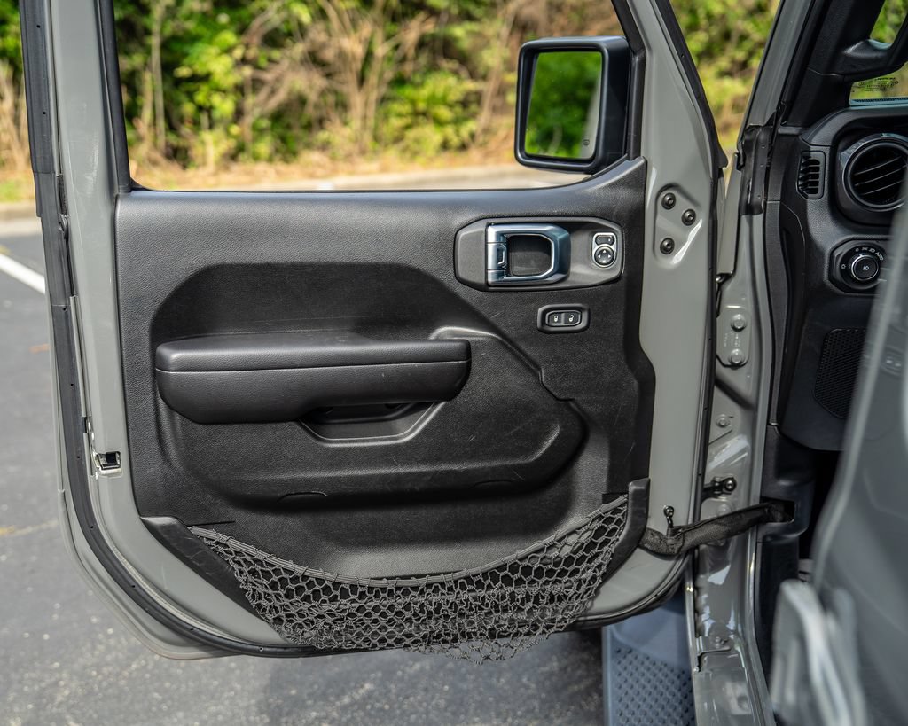 Used 2021 Jeep Wrangler Unlimited Sport AWD/4WD image 12