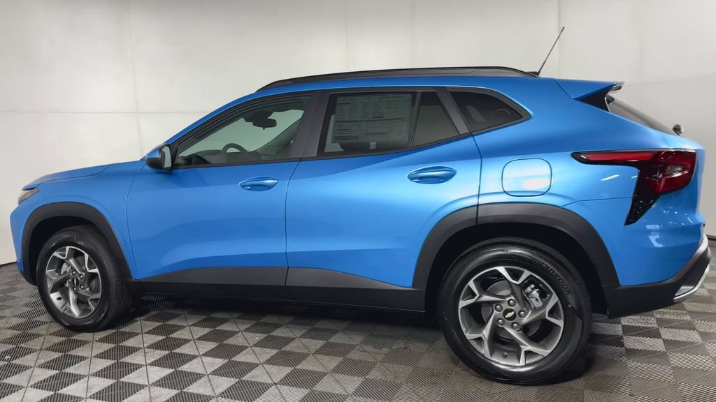 New 2026 Chevrolet Trax LT FWD image 9