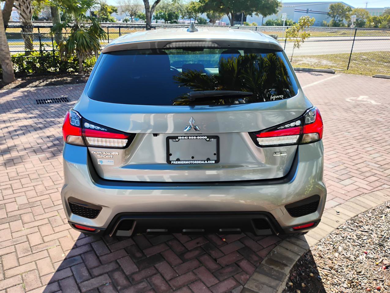 Used 2023 Mitsubishi Outlander Sport LE image 65