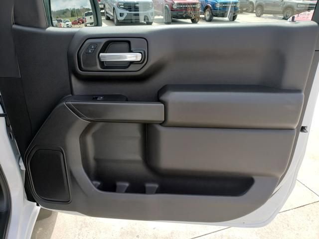 Used 2025 Chevrolet Silverado 1500 W/T w/ WT Value Package image 17