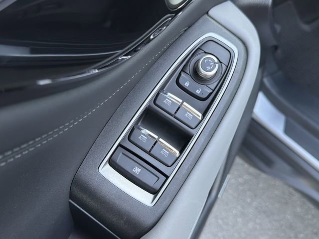 Used 2025 Subaru Outback Limited image 25