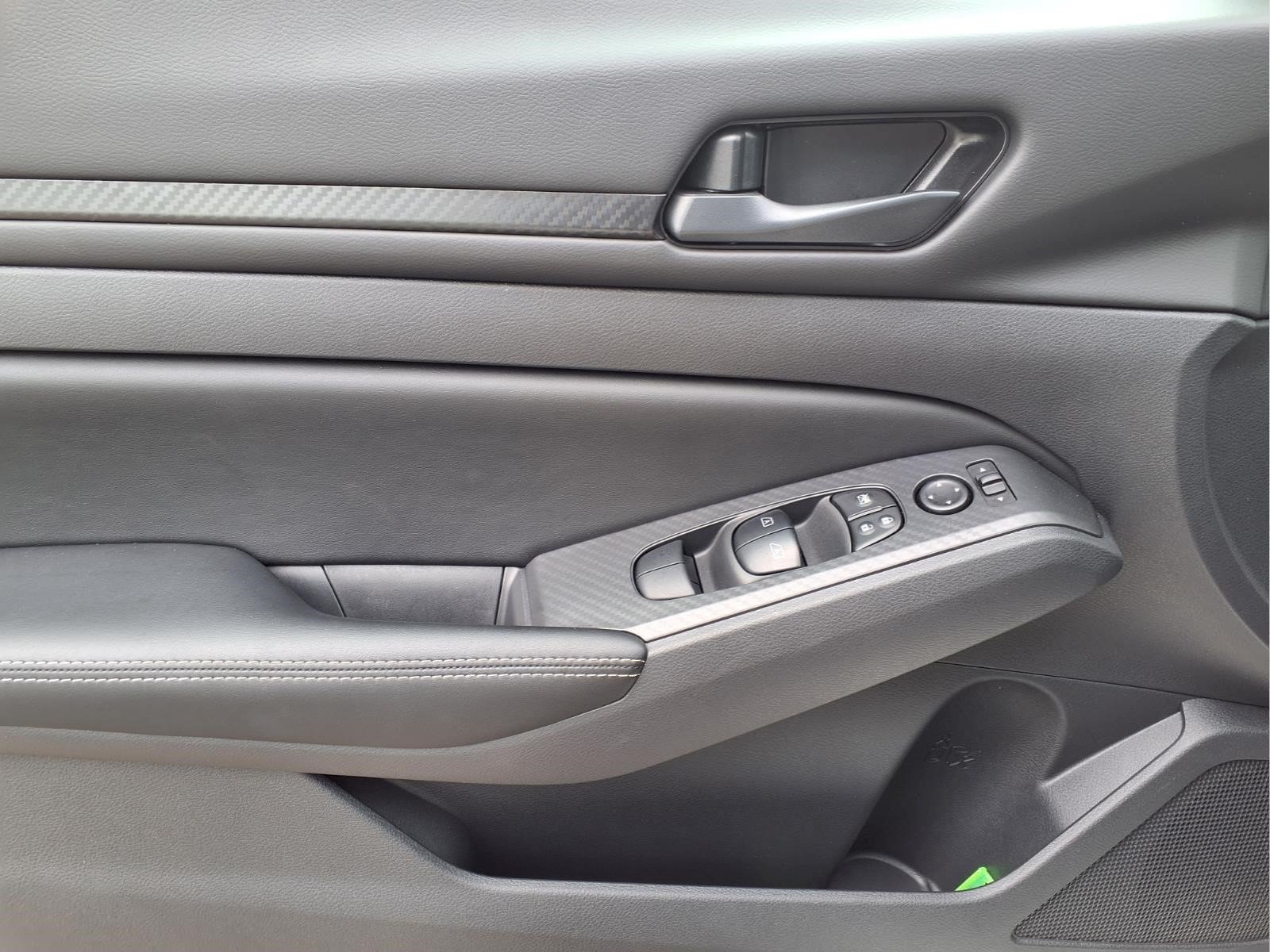 Used 2026 Nissan Altima 2.5 SV FWD image 19
