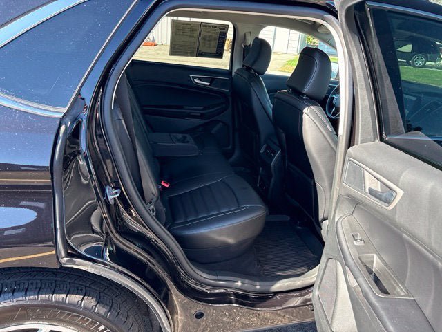 Used 2024 Ford Edge SEL w/ Convenience Package AWD/4WD image 11