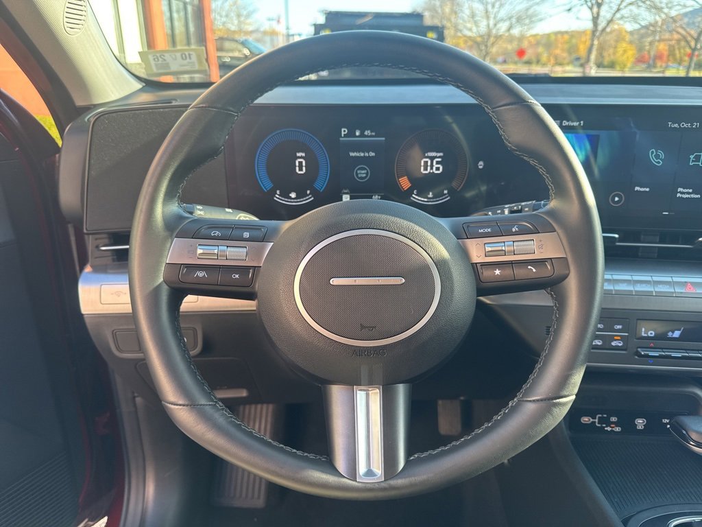 Used 2025 Hyundai Kona SEL image 24