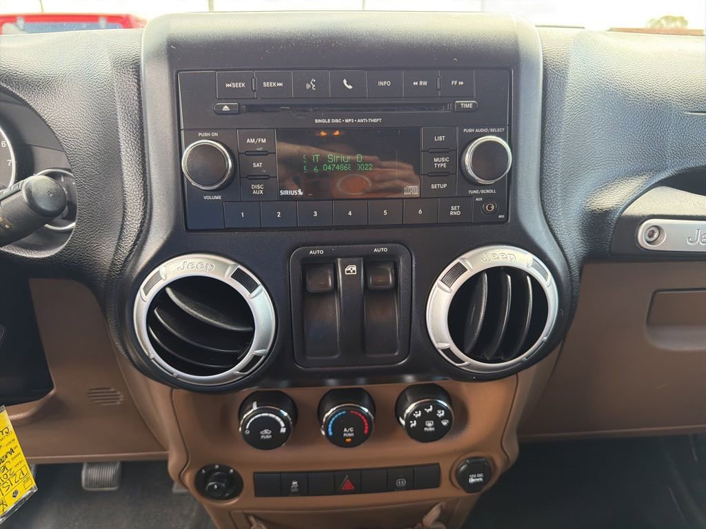 Used 2012 Jeep Wrangler Sahara w/ Connectivity Group image 31
