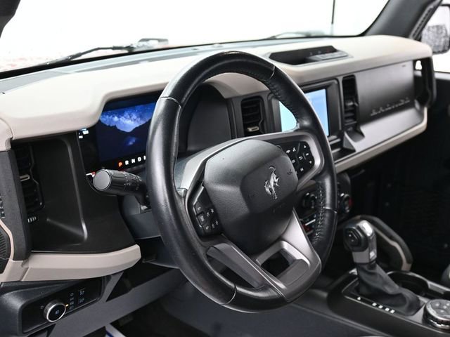 Used 2023 Ford Bronco Big Bend image 14